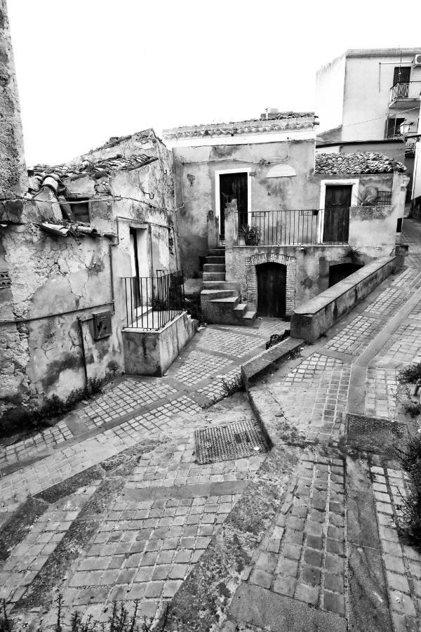 Sopra La Piazza Villa Agira Exterior photo
